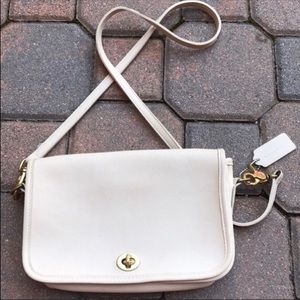 Vintage Coach White Crossbody Messenger Bag